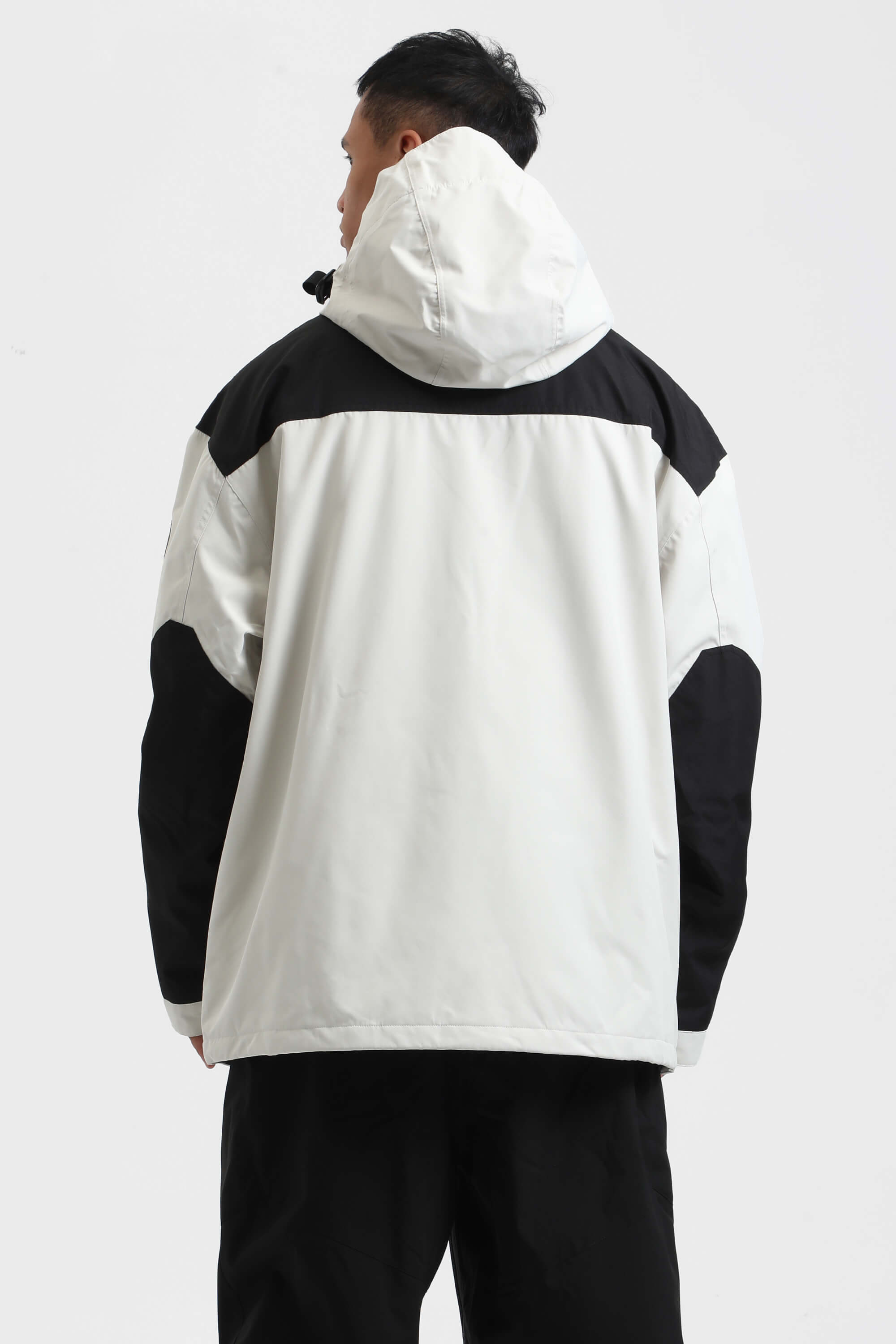 Męska kurtka narciarska biało-czarna, odporna na ścieranie, wodoodporna, ocieplana softshell - Gsou Snow