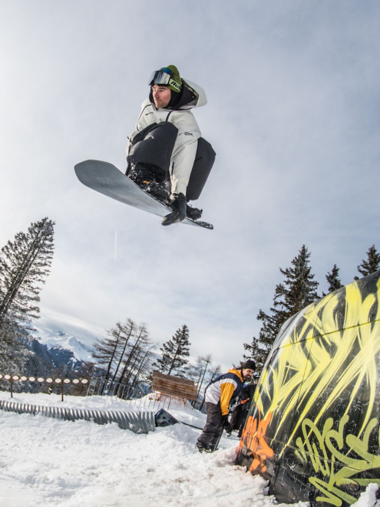 Unisex GlideFlow Shell Ski Jacket Baggy Snowbard Jacket - Doorek