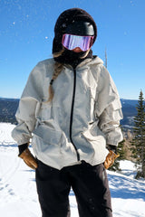 Dámská krémově bílá voděodolná kordurová bunda s batwing rukávy a velkou kapsou – Gsou Snow