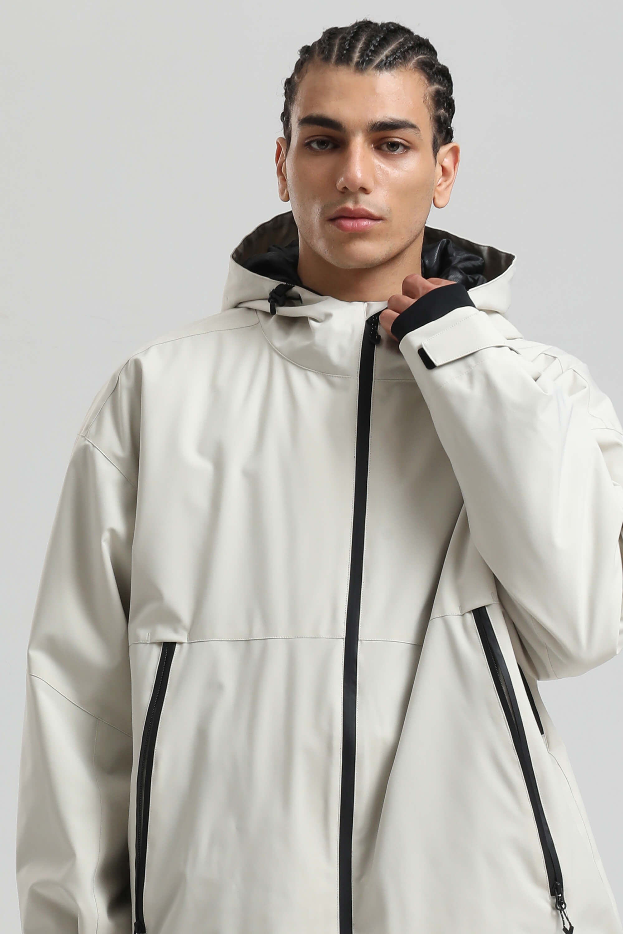 Pánská barva slonové kosti sněhová bunda s plně sealed designem a dvojitými ventilačními otvory - minimalistická a zateplená - Gsou Snow